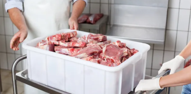 Применение пластиковых ящиков для мяса
